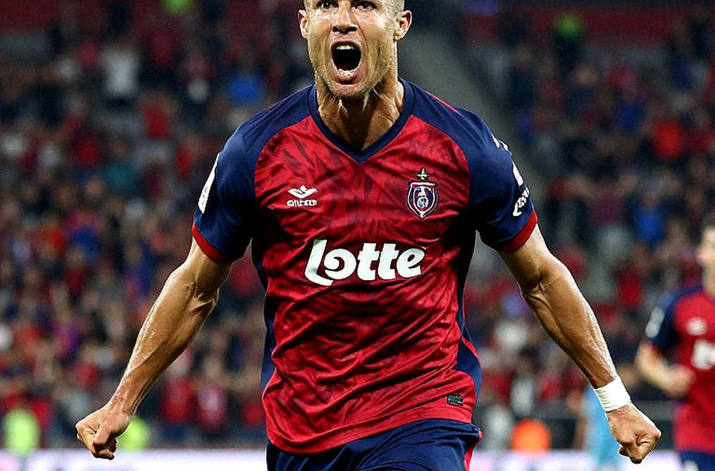 PSG, cú đứt dây chằng của Kvaratskhelia và điều luật nội địa chặn đứng thương vụ tháng Giêng