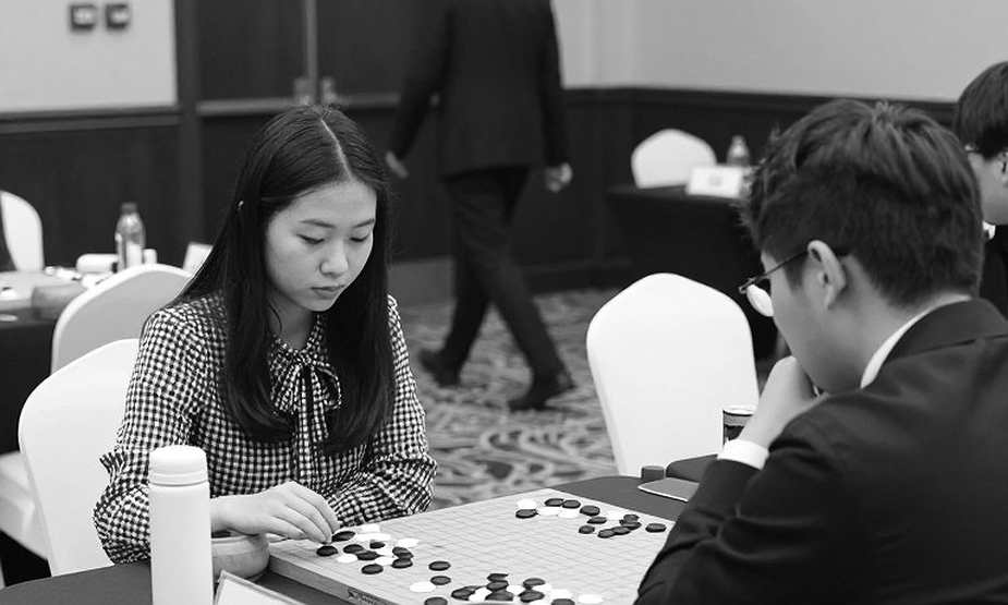 Bàn cờ trống: khi dòng dữ liệu đứt gãy giữa làng cờ vua Bàn cờ trống: khi dòng dữ liệu đứt gãy giữa làng cờ vua