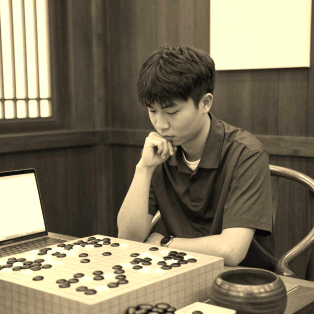 Carlsen trở lại, 1 triệu USD và lịch thi đấu nghẹt thở: Giải Cờ Vua Toàn Cầu 2026 đối mặt bài toán sức bền