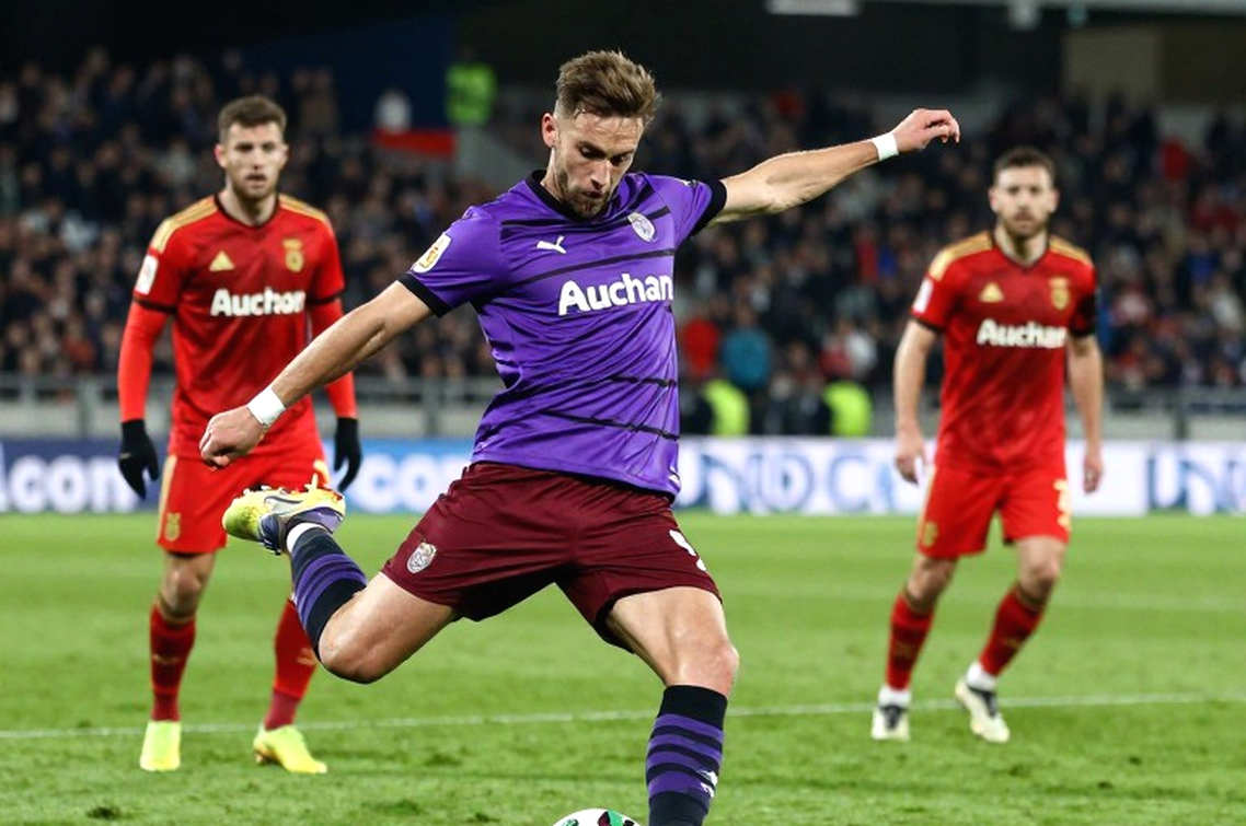 Cấu trúc hợp đồng và quỹ lương: nhịp thật của kỳ chuyển nhượng Ligue 1